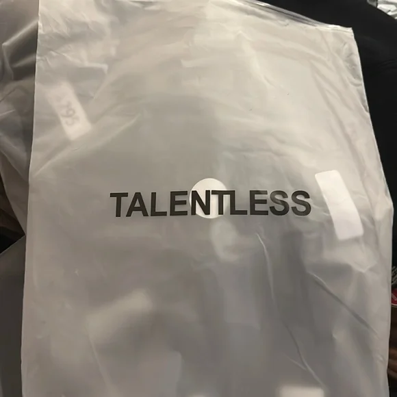 Talentless Black Sweatshirt NWT Pullover Hoodie L/1,XL/1 - Picture 7 of 9